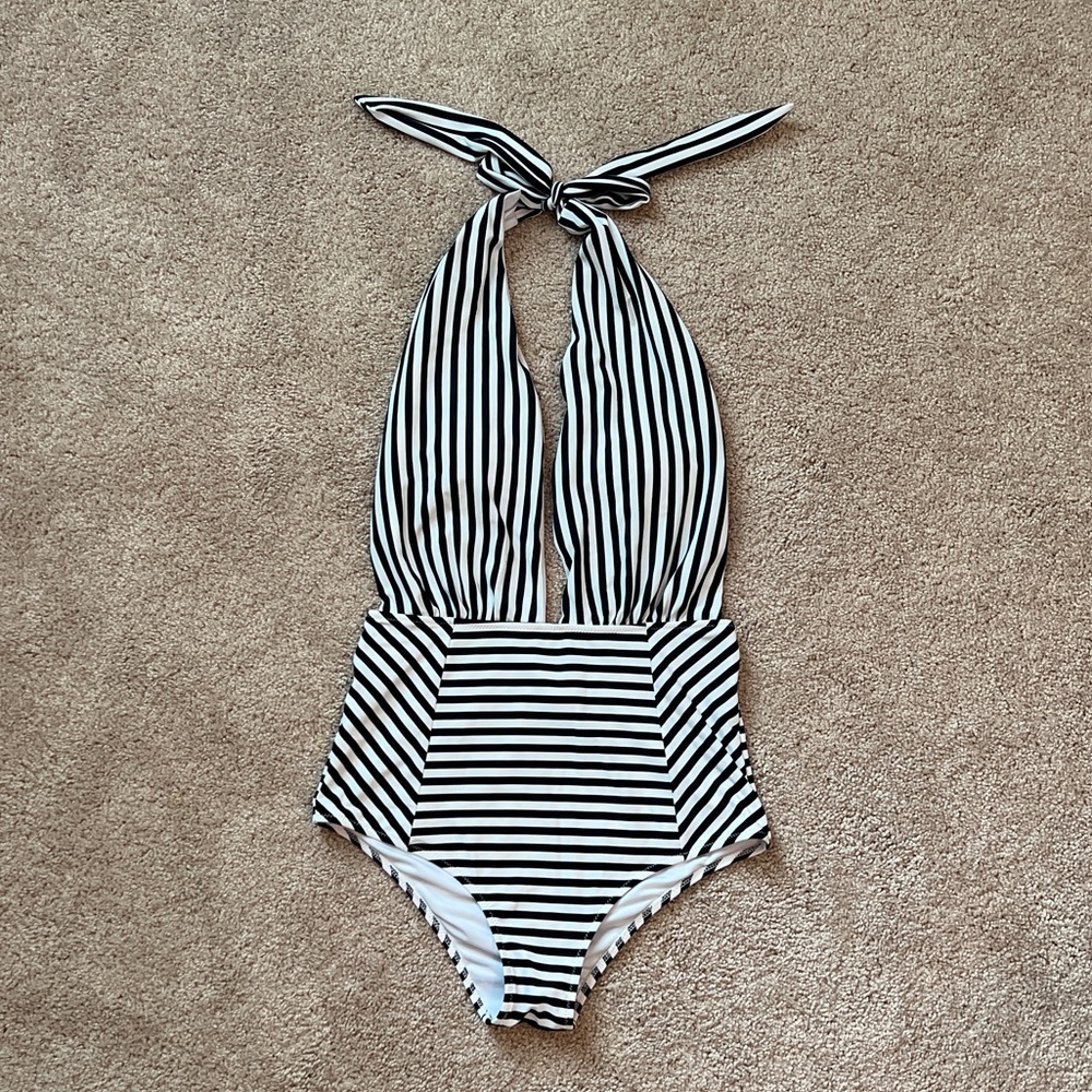 Cupshe one piece swimsuit - backless